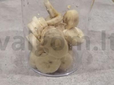 Bezlaktazinis bananų kokteilis Žingsnis 2