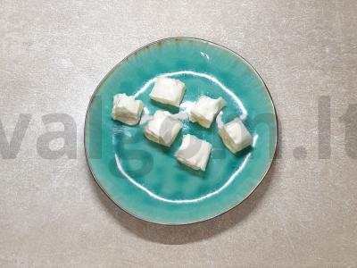 Saldūs ritinėliai su bananais Žingsnis 7