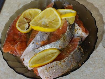 Kepta lašiša prieskoniuose Žingsnis 2