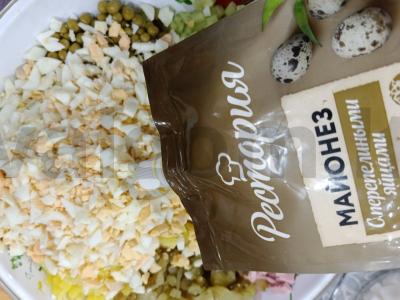 Olivje su majonezu ir marinuotais agurkais Žingsnis 8