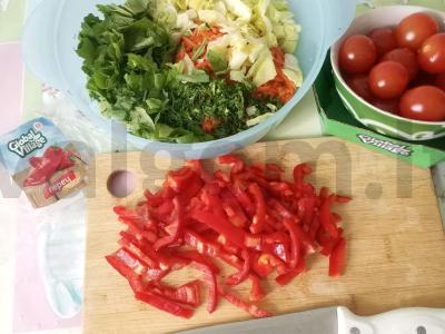 Daržovių salotas su korėjietiška morkų Žingsnis 2