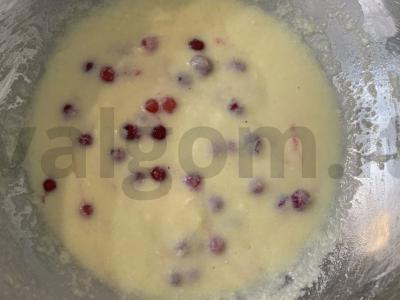 Mini mankai su kefyru ir raudonaisiais serbentais Žingsnis 4