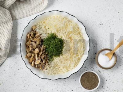 Vištienos kotletai su grybais ir sūriu Žingsnis 2