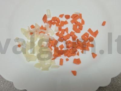 Antienos sultinys su vermišeliais ir pievagrybiais Žingsnis 3