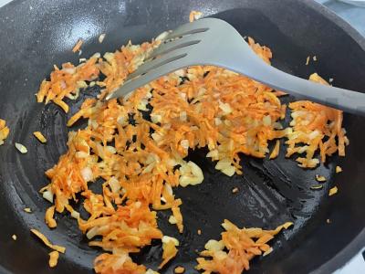 Vištienos sriuba su vermišeliais ir bulvėmis pietums Žingsnis 5