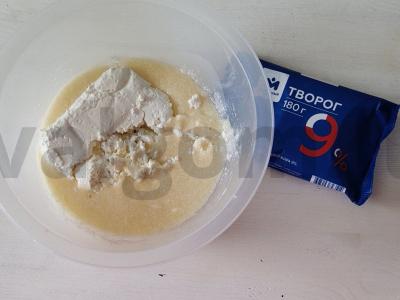 Varškės pyragas su persikais Žingsnis 3