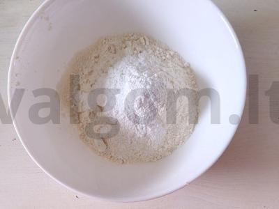 Varškės pyragas su persikais Žingsnis 4