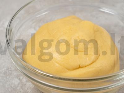 Sausainiai su širdelėmis iš džemo Žingsnis 3