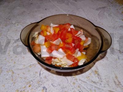 Žaliavalgių salotas „Harmonija“ pagrindine nuotrauka