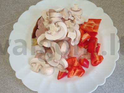 Kalakutienos ir daržovių šašlykai su bulguro garnyru Žingsnis 4