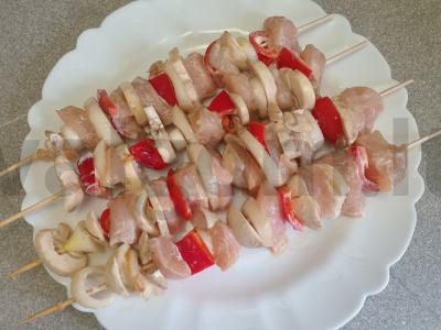 Kalakutienos ir daržovių šašlykai su bulguro garnyru Žingsnis 7