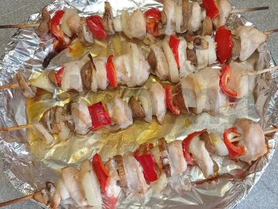 Kalakutienos ir daržovių šašlykai su bulguro garnyru Žingsnis 9