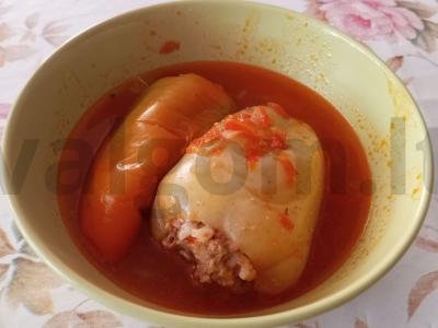 Įdarytos paprikos per 90 minučių pagrindine nuotrauka