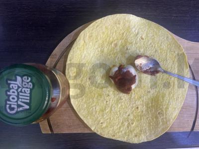 Sūrio tortilija su dešra, pomidorais ir sūriu padaže Žingsnis 1