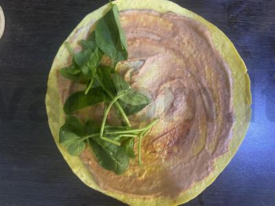 Sūrio tortilija su dešra, pomidorais ir sūriu padaže Žingsnis 2