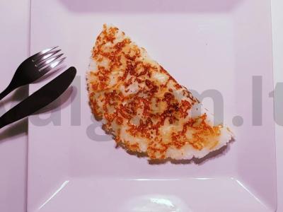 Kepta tapioka su sūriu pagrindine nuotrauka