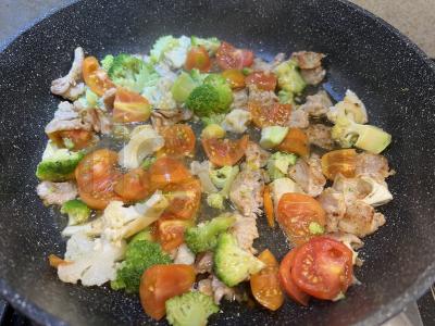 Omletas su bekonu ir daržovėmis Žingsnis 6