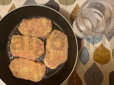 Kiaulienos šnicelis sūrio dangoje Žingsnis 6