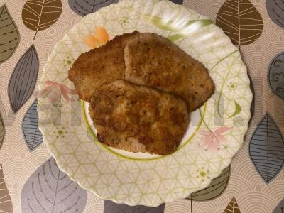 Kiaulienos šnicelis sūrio dangoje pagrindine nuotrauka