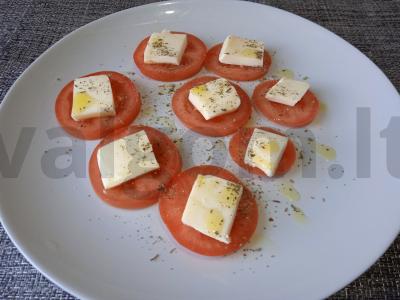 Caprese su džiovintais bazilikais Žingsnis 4