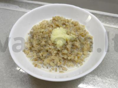 Pieninė bulguro košė pagrindine nuotrauka