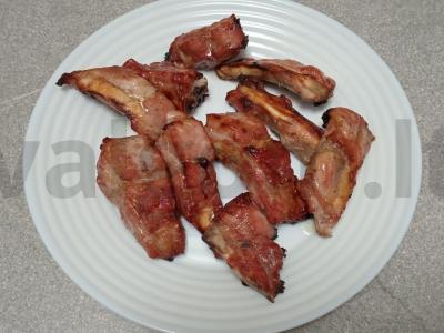 Kepti kiaulienos šonkauliai medaus marinate Žingsnis 5