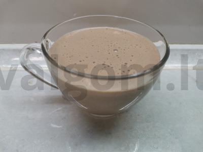 Šokoladinis kefyro smūgis pagrindine nuotrauka