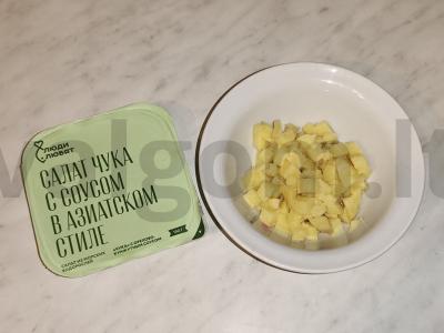 Salotos su daržovėmis, silke ir chuka dumbliais Žingsnis 3