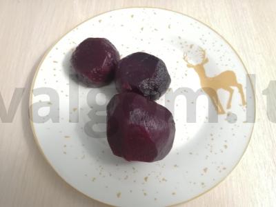 Burokėlių užkandžių rutuliukai su lydytu sūriu Žingsnis 1