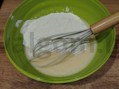 Vieniški vafliai su grietine Žingsnis 2