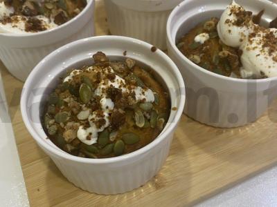 Moliūgų keksiukai su grietinėlės įdaru pagrindine nuotrauka