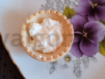 Krepšeliai su avietėmis ir varškės kremu Žingsnis 4