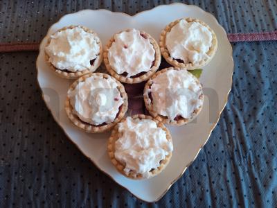 Krepšeliai su avietėmis ir varškės kremu Žingsnis 7