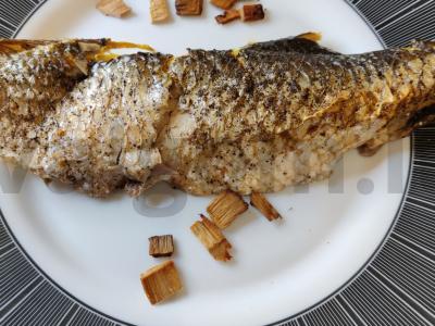 Karštai rūkyta kefalė pagrindine nuotrauka