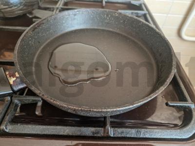 Omletas su virtomis dešromis pusryčiams Žingsnis 1