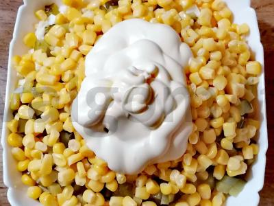 Salotos su kukurūzais ir dešrelėmis Žingsnis 6