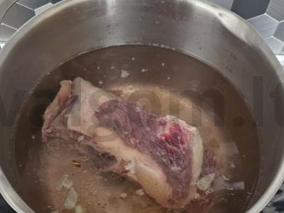 Moliūgų tyrės sriuba su jautienos sultiniu Žingsnis 1