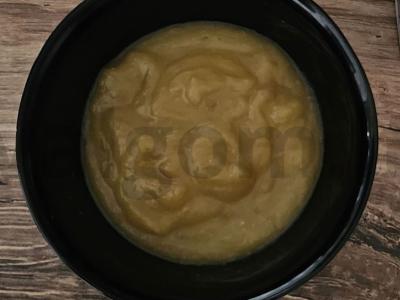 Moliūgų tyrės sriuba su jautienos sultiniu pagrindine nuotrauka