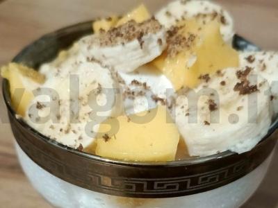 Tropinis ledai su mangais ir bananais pagrindine nuotrauka