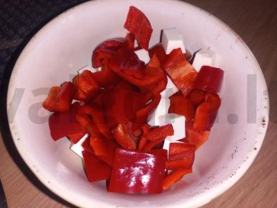 Lengvas salotas su feta sūriu Žingsnis 3