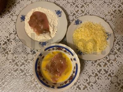 Vištienos šnicelis „Auksinis gaidys“ Žingsnis 3