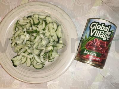 Daržovių salotas „Fasolija“ Žingsnis 2