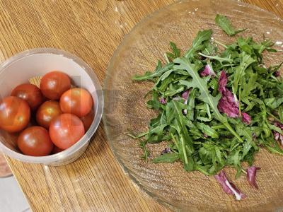 Baltymų salotas su rukola ir krevetėmis Žingsnis 1