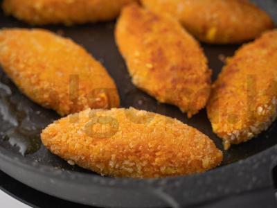 Vegetariškos morkų kotletai Žingsnis 7