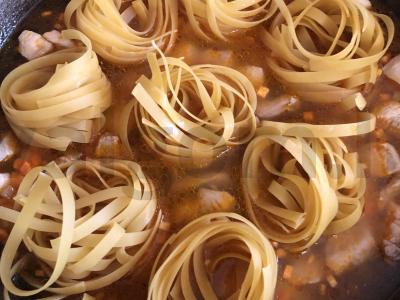 Makaronai-nestai su vištienos krūtinėle Žingsnis 9