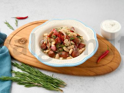 Pupelės su dešrelėmis pagrindine nuotrauka