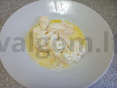 Kepti žiedinių kopūstų steikai Žingsnis 2