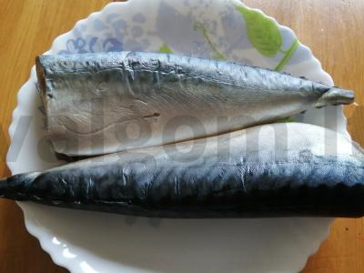 Sūdyta skumbrė prieskonių marinatu pagrindine nuotrauka