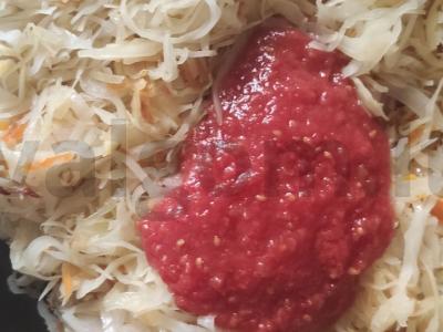 Troškinta kopūstai su pomidorais Žingsnis 4