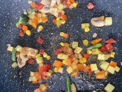 Daržovės tailandietiškai vakarienei Žingsnis 4